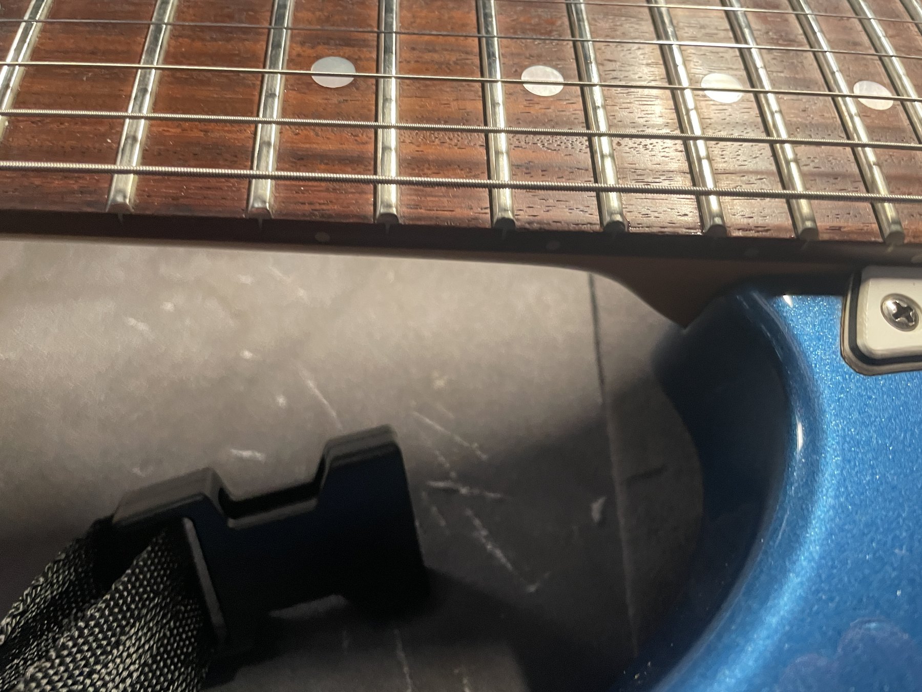 Incoming Yamaha Pacifica 921 fret wear before removal